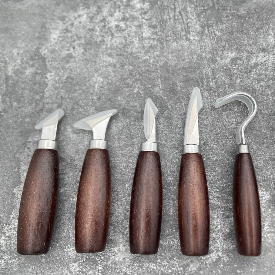 Craft Knife Set - 5ピース木彫りツールセット、オークハンドル、曲刃、アートクラフトツール、手彫り用、鋭利で持ち運び可能、天然木の色